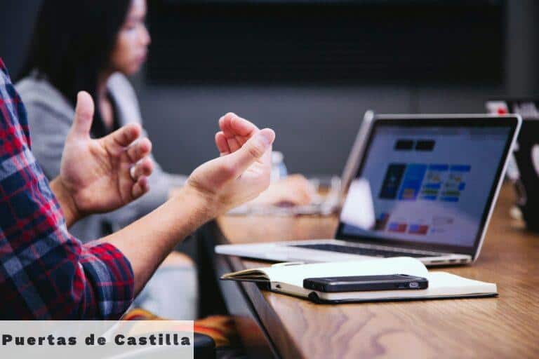 Cómo mejorar tus habilidades de comunicación en el trabajo